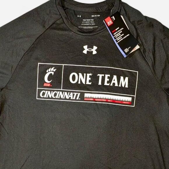 University of Cincinnati UC Bearcats Black Under Armour T-Shirt (Size Small) - Picture 6 of 7